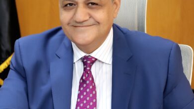 خالد عبد الصادق